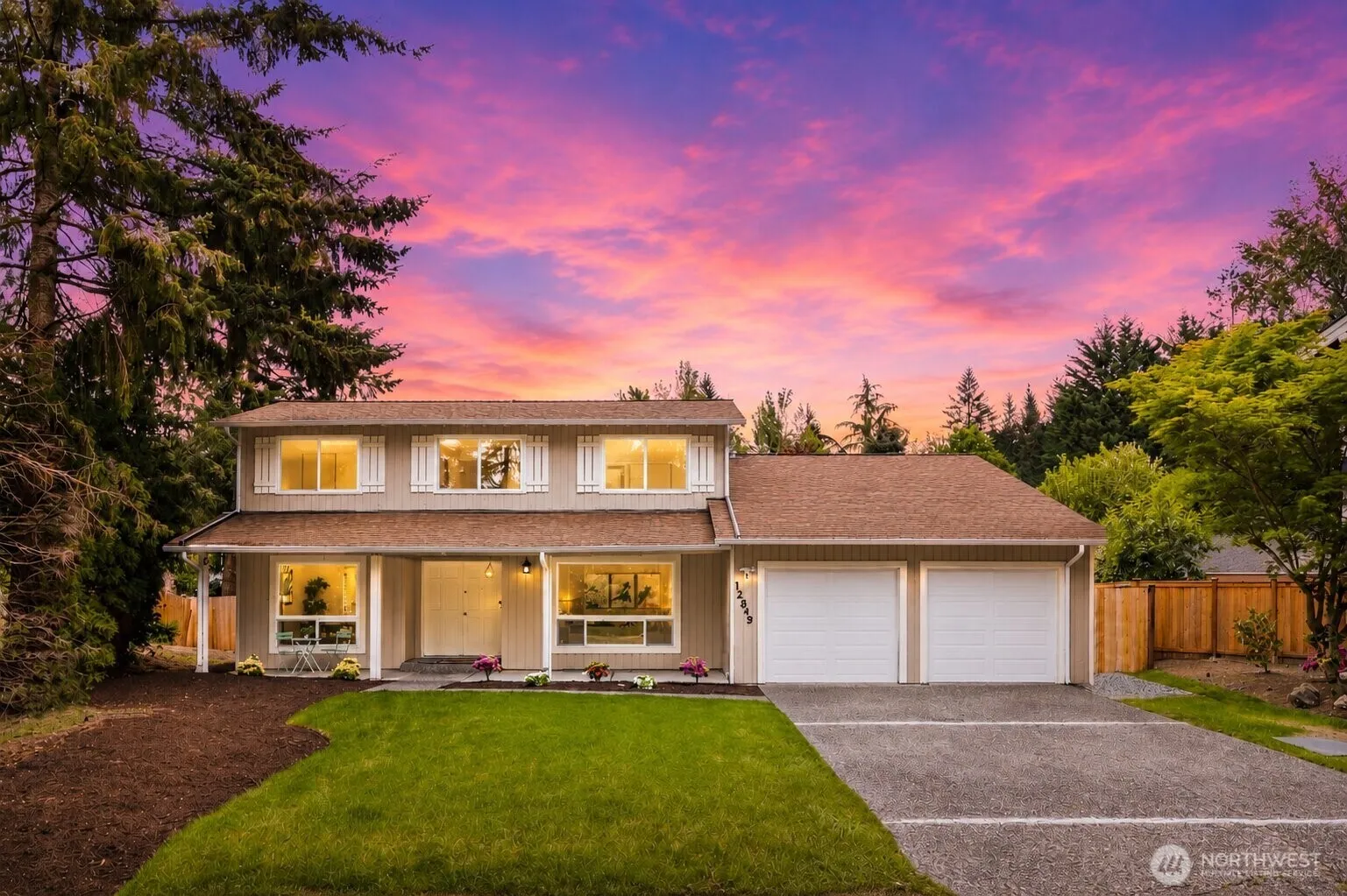 Property photo for 12849 Ne 108th Place, Kirkland, WA 98033