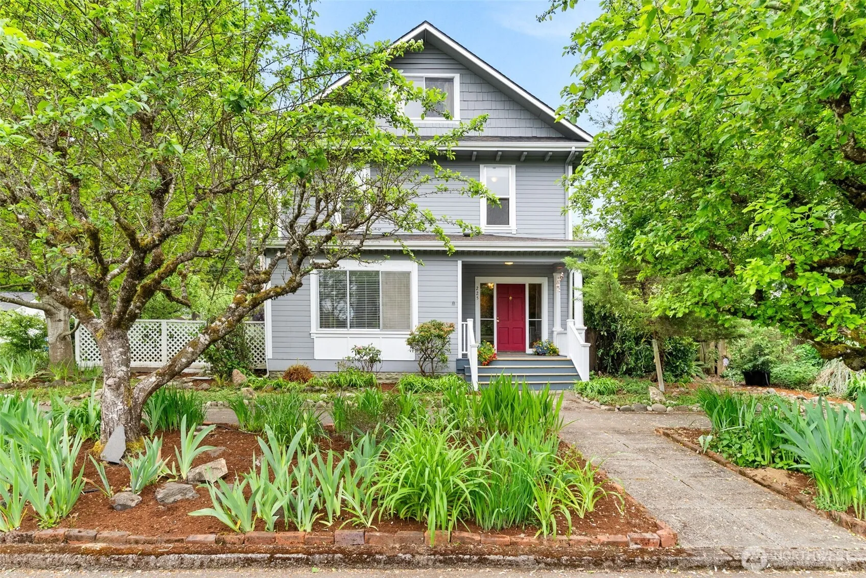 Property photo for 225 17th Avenue Se, Olympia