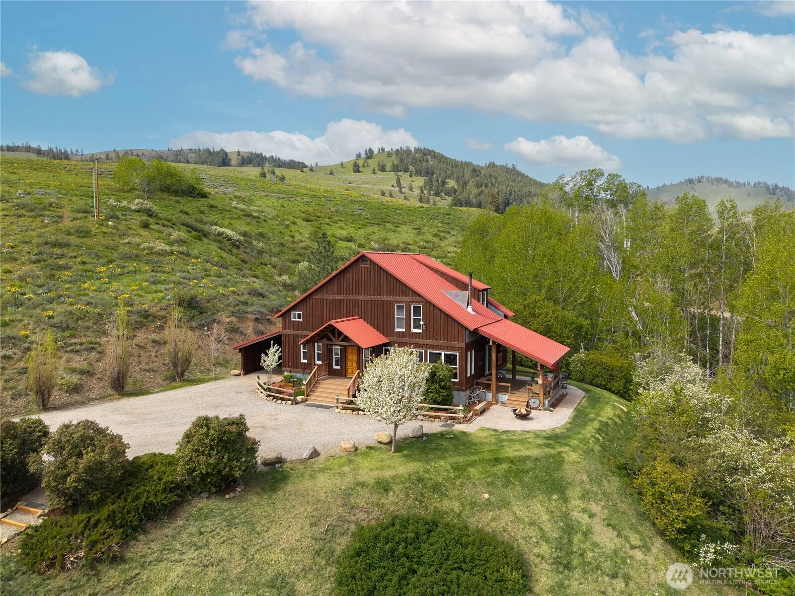 Property photo for 373 Rendezvous Road, Winthrop