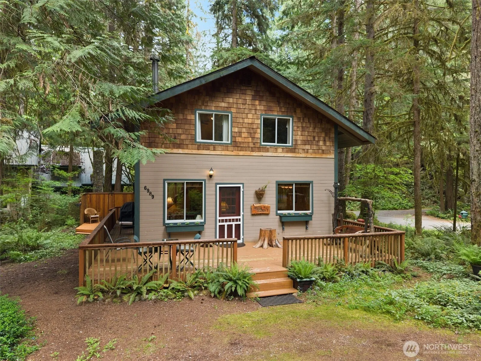 Property photo for 6989 Snoqualmie Place, Glacier photo 2