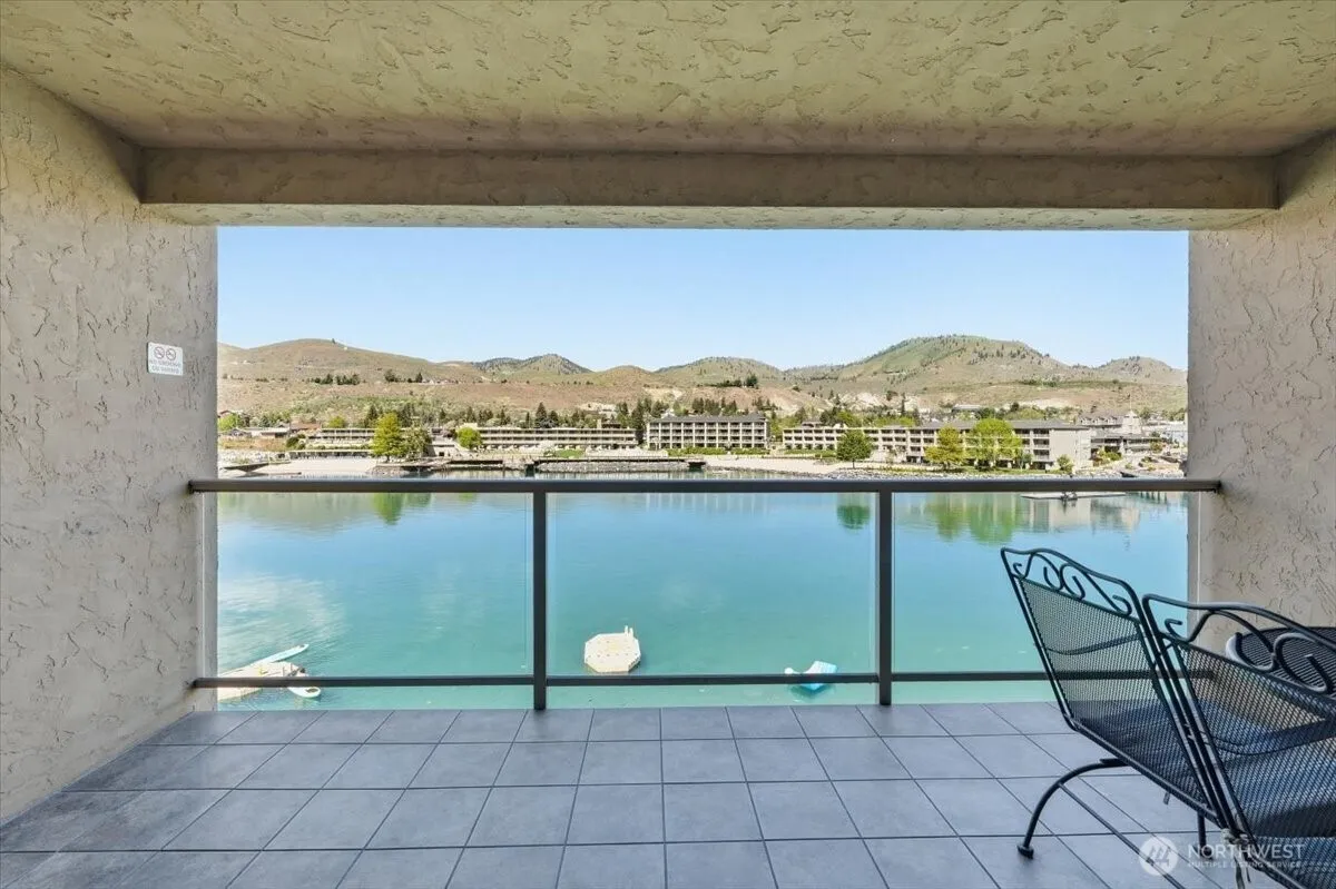 Property photo for 322 W Woodin Avenue #642, Chelan photo 5