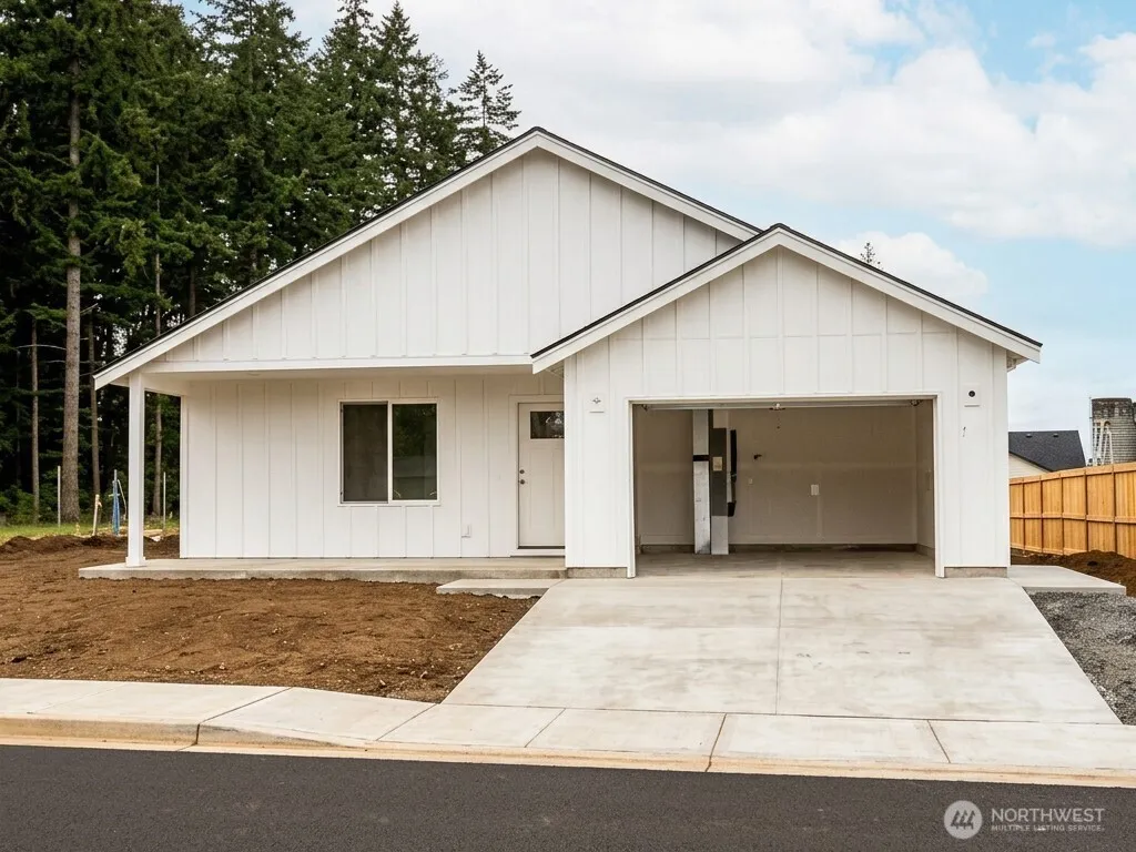 Property photo for 245 Eminence Avenue, Winlock