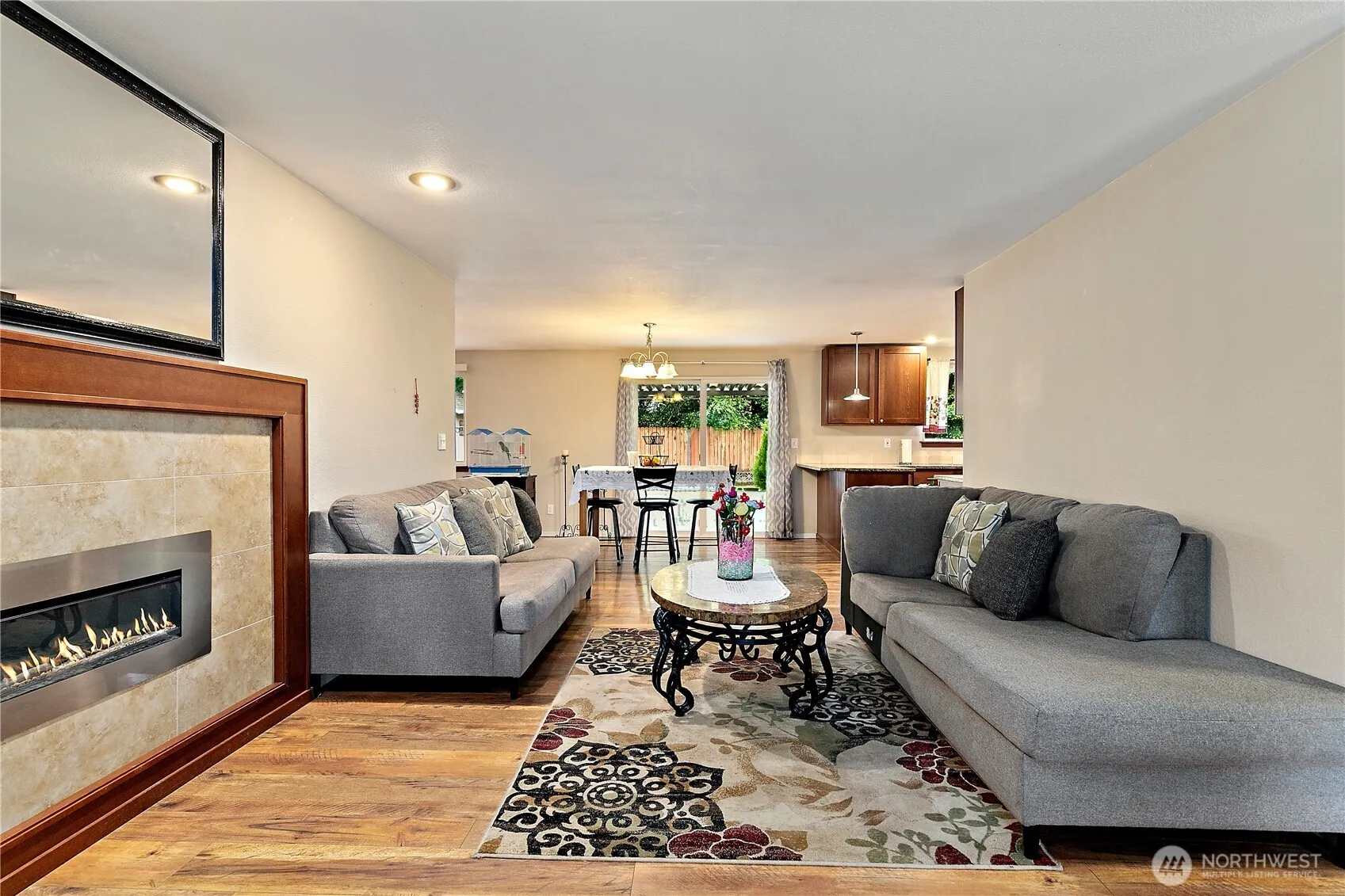 Property photo for 15902 Woodland Avenue E, Puyallup photo 2