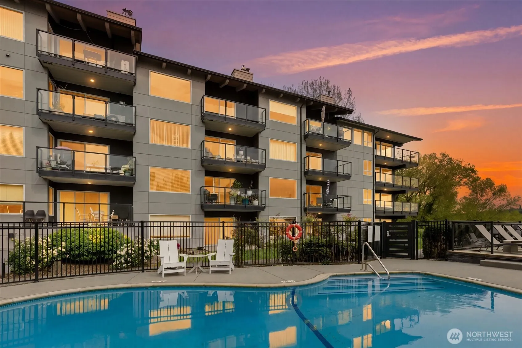 Property photo for 9201 Ne Juanita Drive #202, Kirkland photo 3