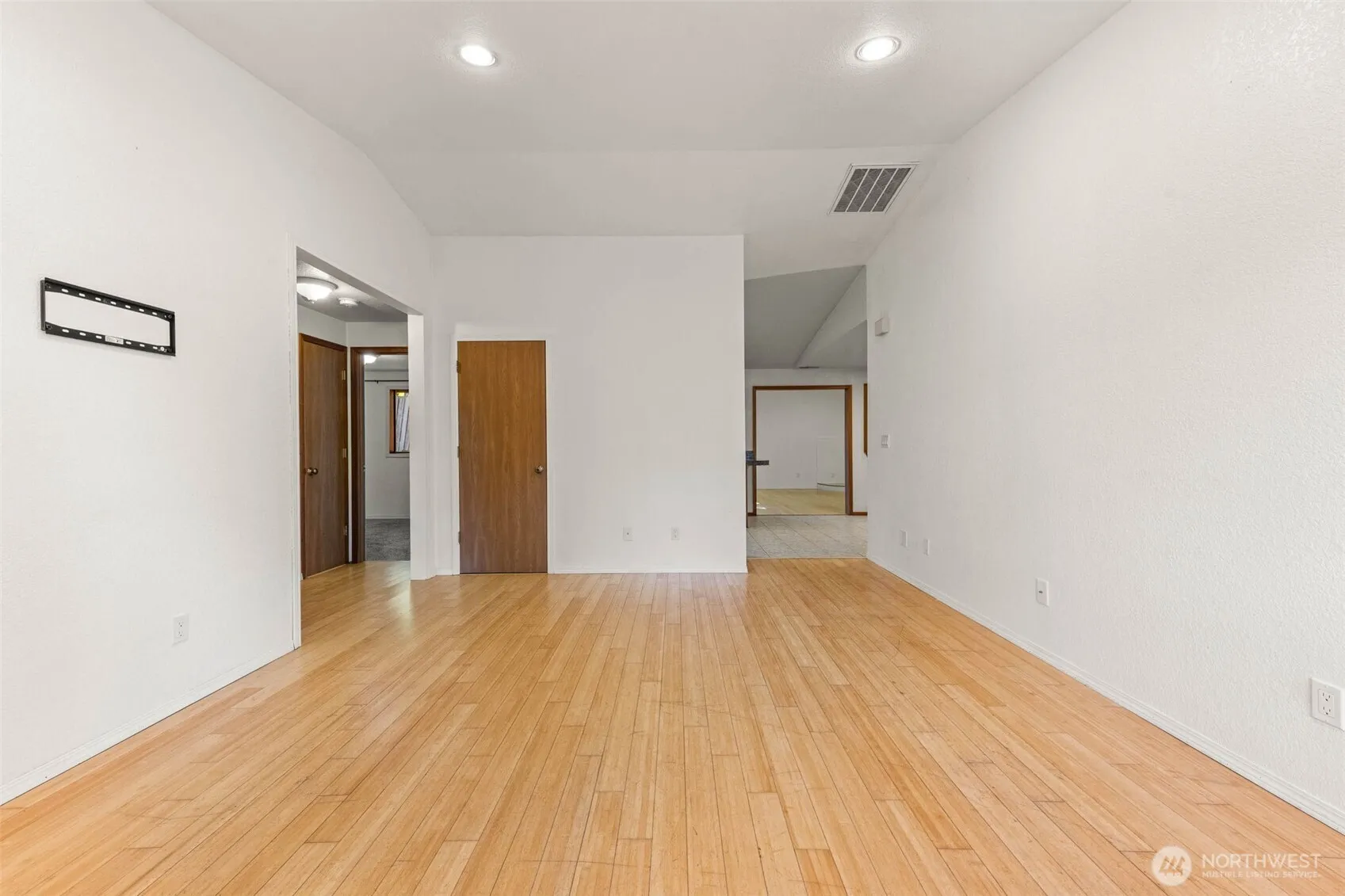 Property photo for 3701 Autumnwood Court Se, Olympia photo 5