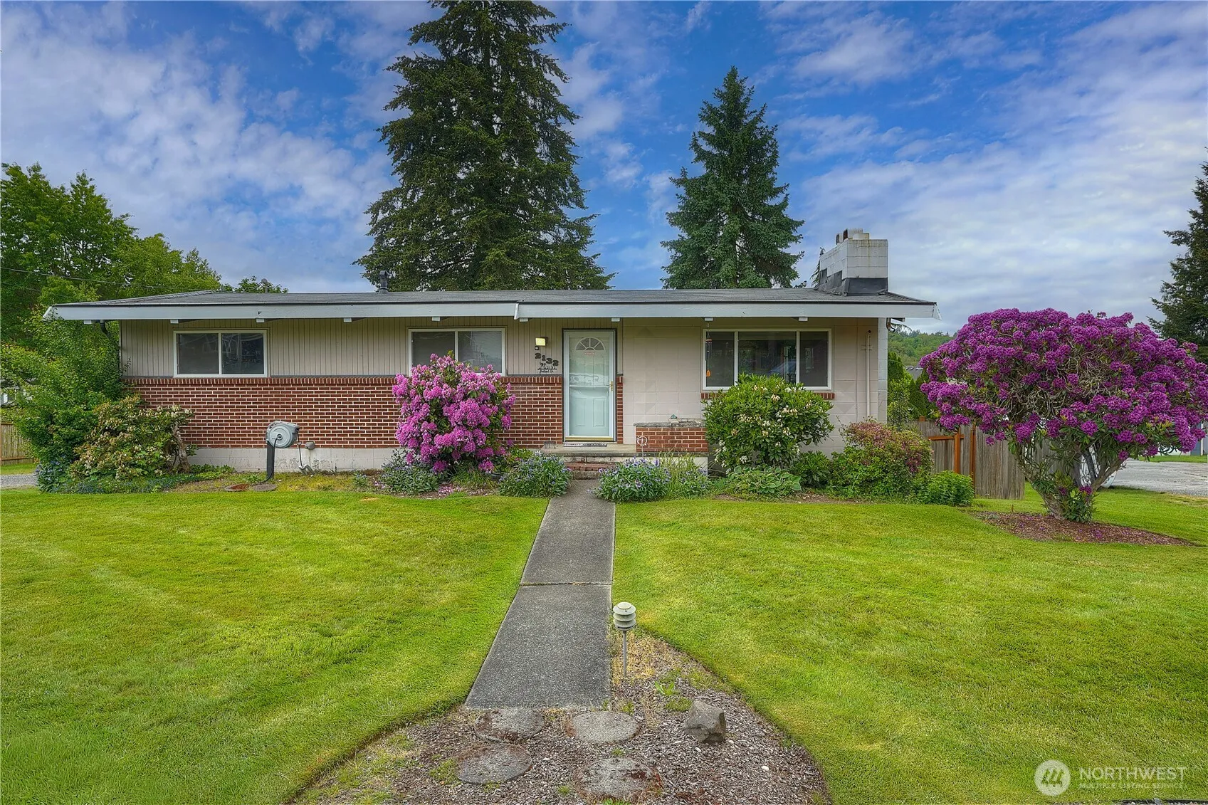 Property photo for 2132 Firland Drive, Puyallup