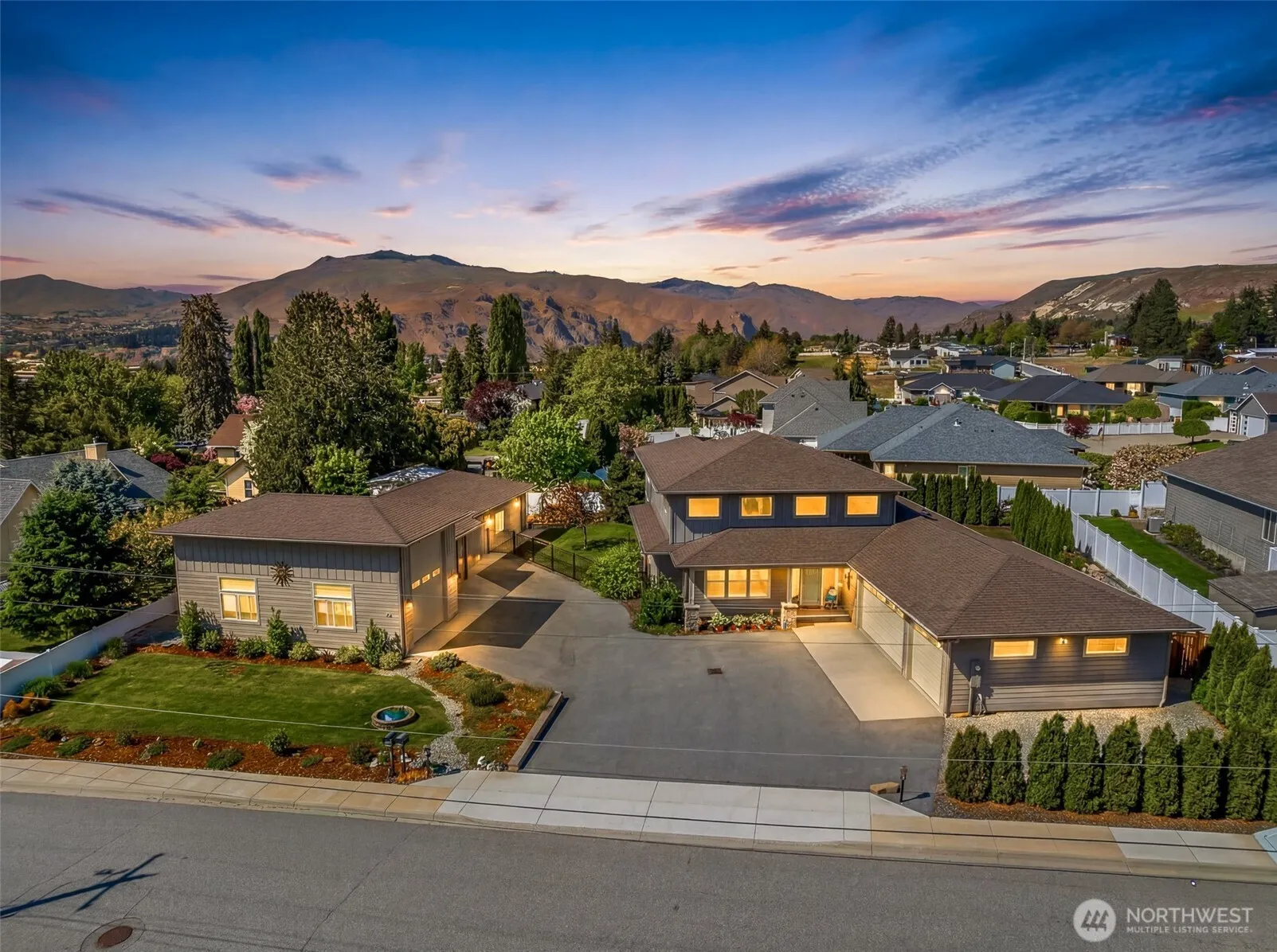 Property photo for 185 31st Street Nw, East Wenatchee