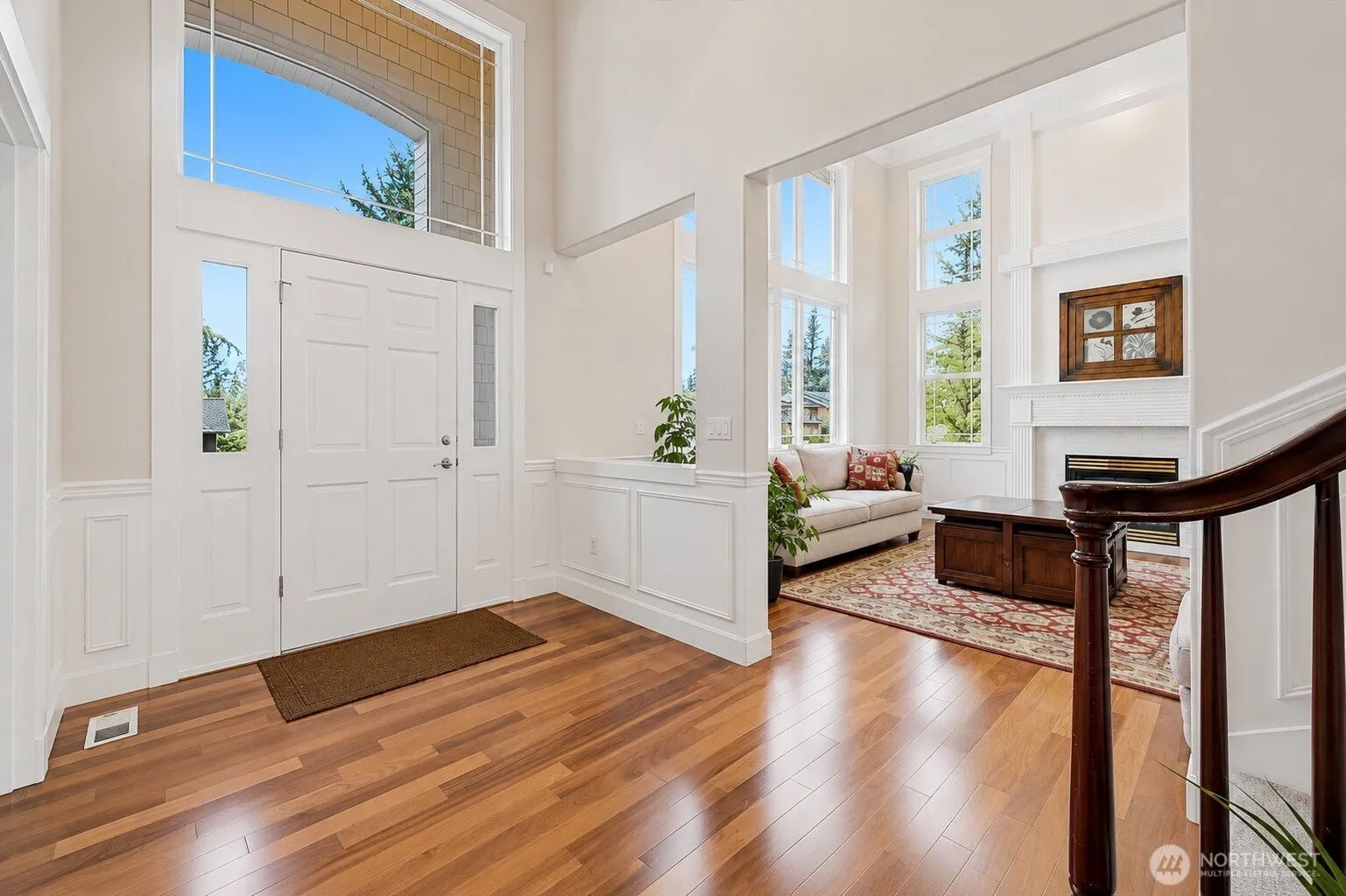 Property photo for 24121 Ne 1st Place, Sammamish photo 5