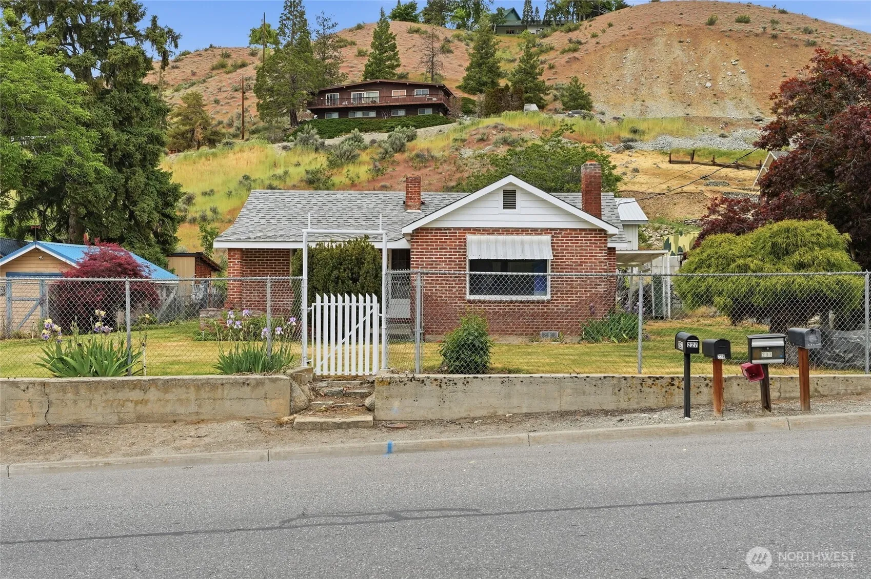 Property photo for 233 E Gibson, Chelan photo 2