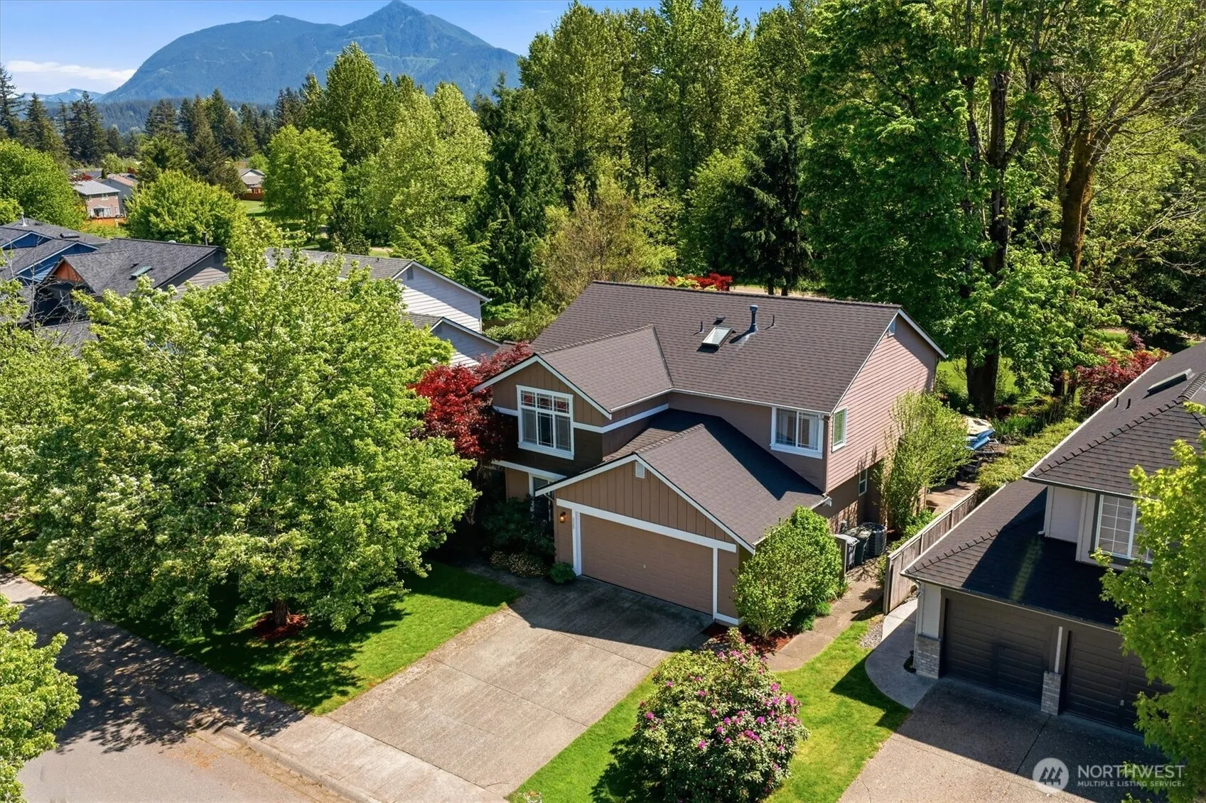 Property photo for 225 Se 10th Circle, North Bend photo 2