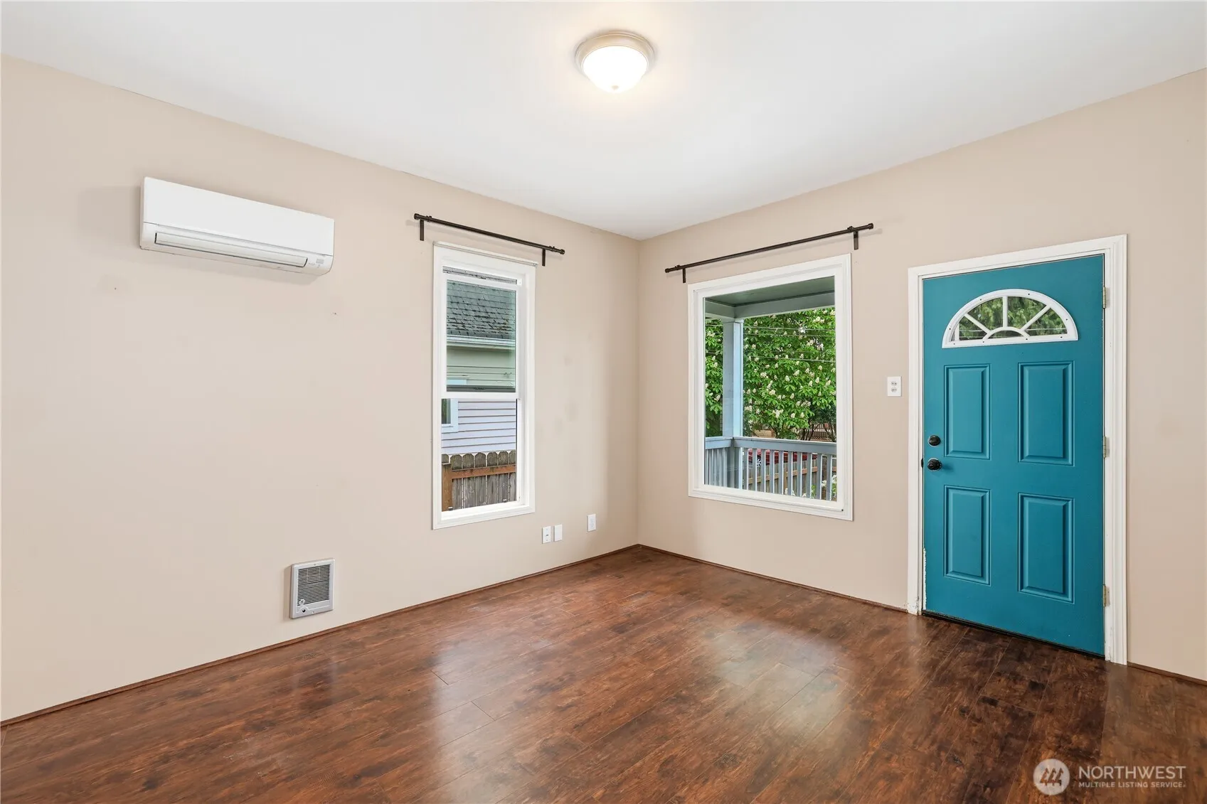 Property photo for 1241 S State Street, Tacoma photo 5
