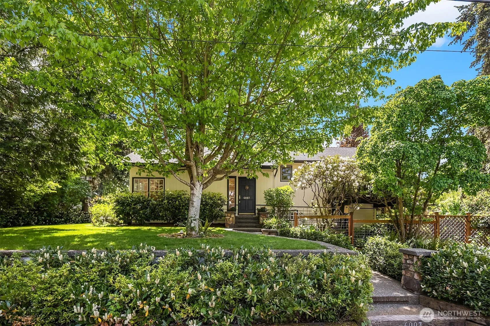 Property photo for 6007 Se 22nd Street, Mercer Island, WA 98040