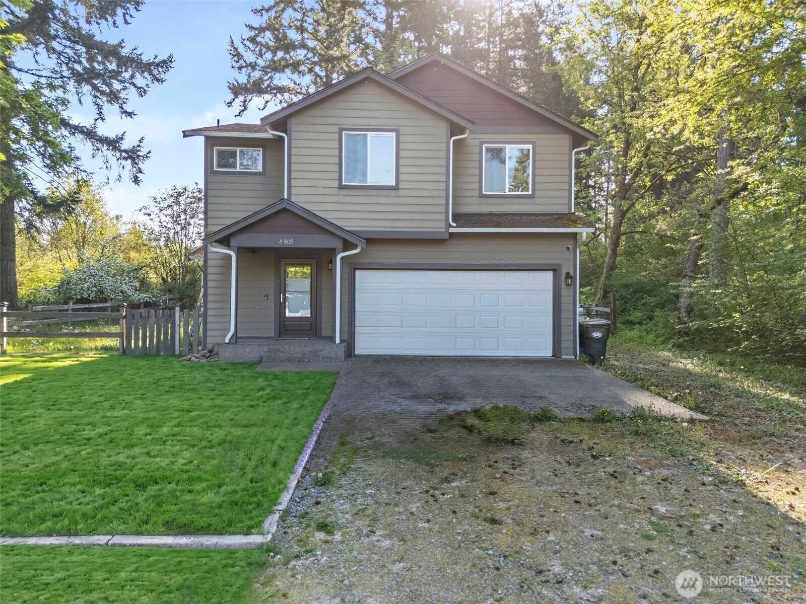 Property photo for 8409 356th St, Roy