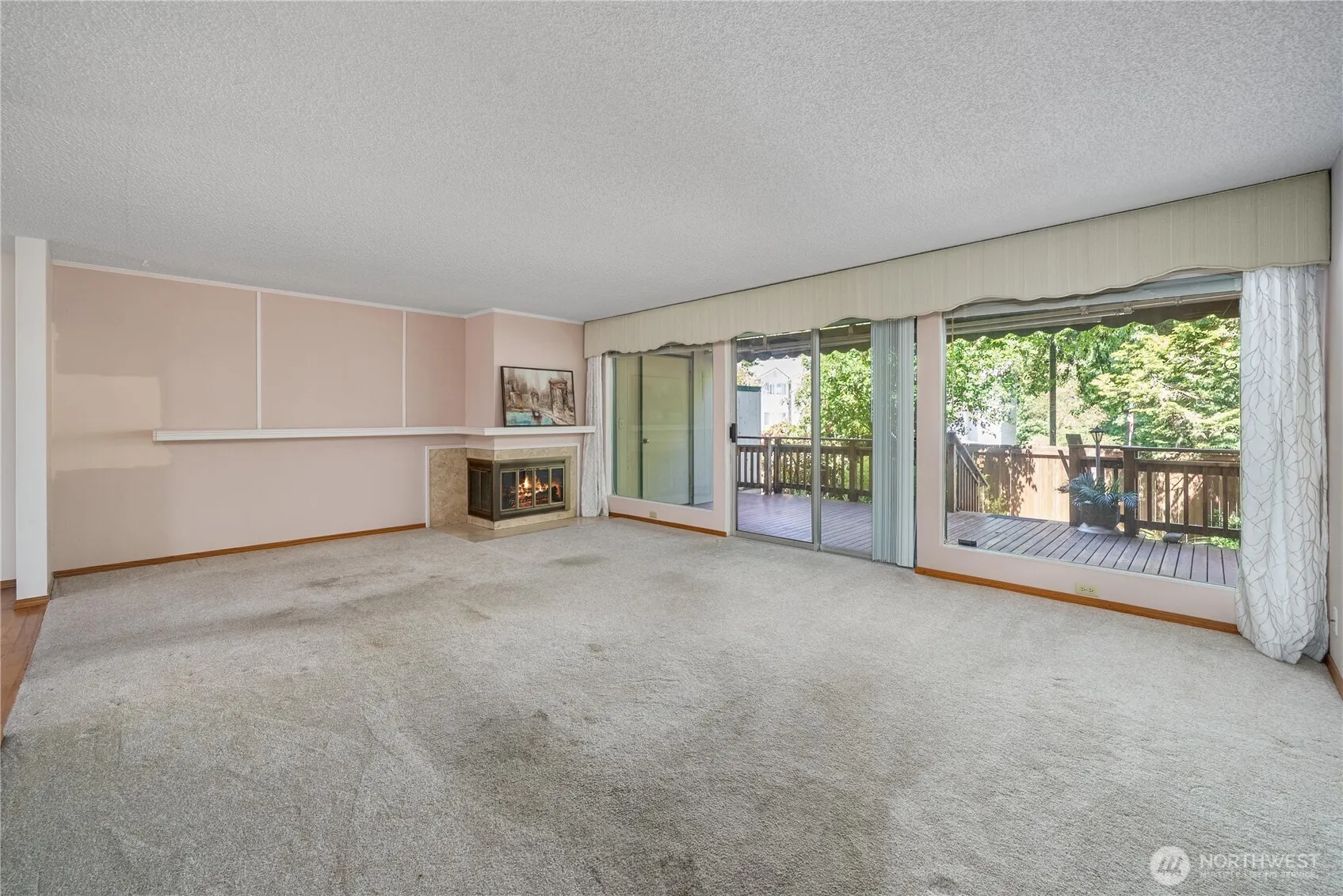 Property photo for 10430 Gravelly Lake Drive Sw, Lakewood photo 2