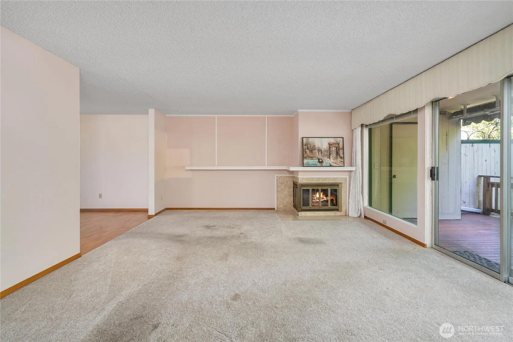 Property photo for 10430 Gravelly Lake Drive Sw, Lakewood photo 3