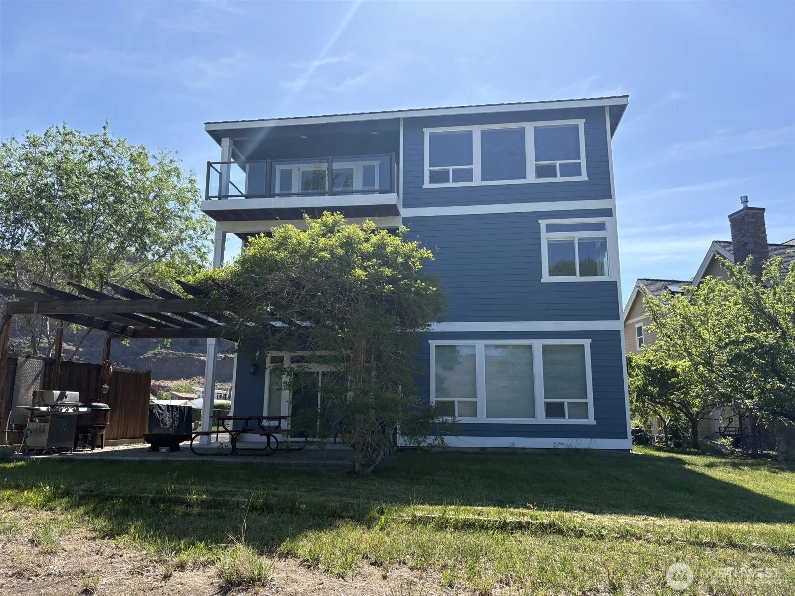 Property photo for 582 River Drive Sw, Quincy photo 2