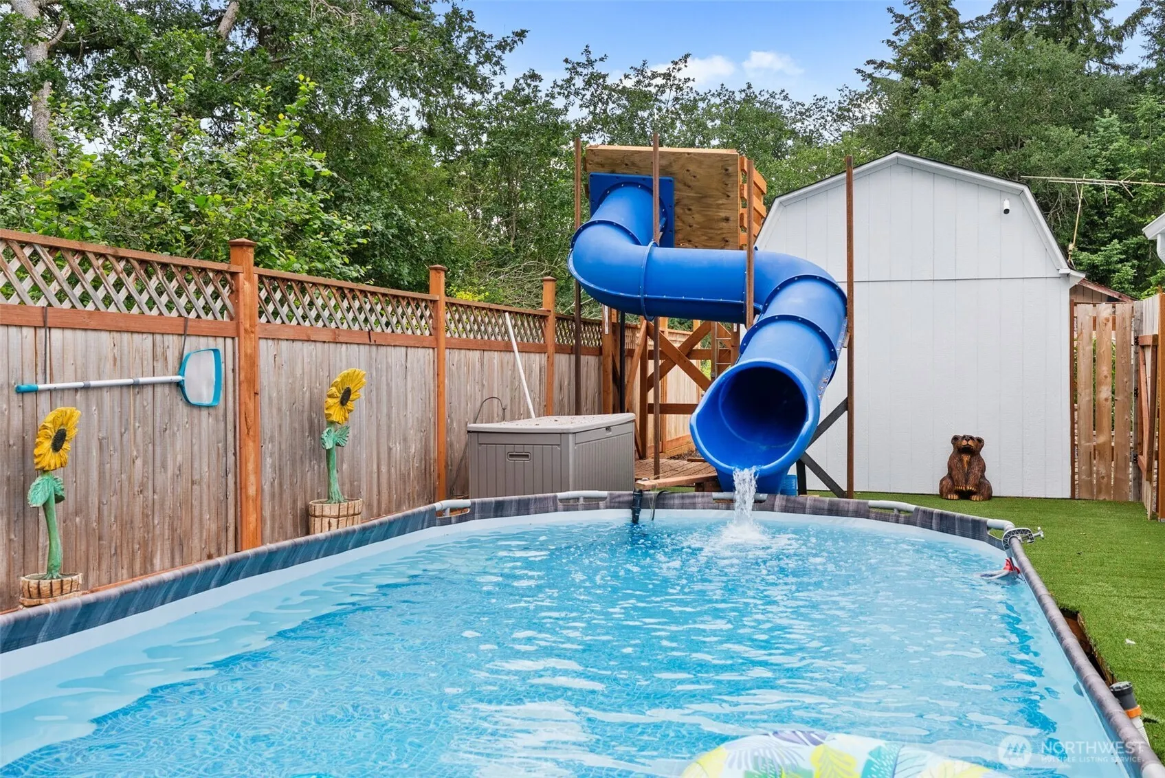 Property photo for 13741 Horsefall Avenue Se, Rainier photo 2