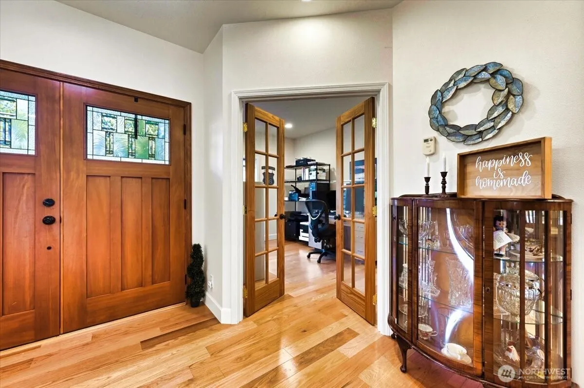 Property photo for 12811 Kapowsin Highlands Drive E, Graham photo 5