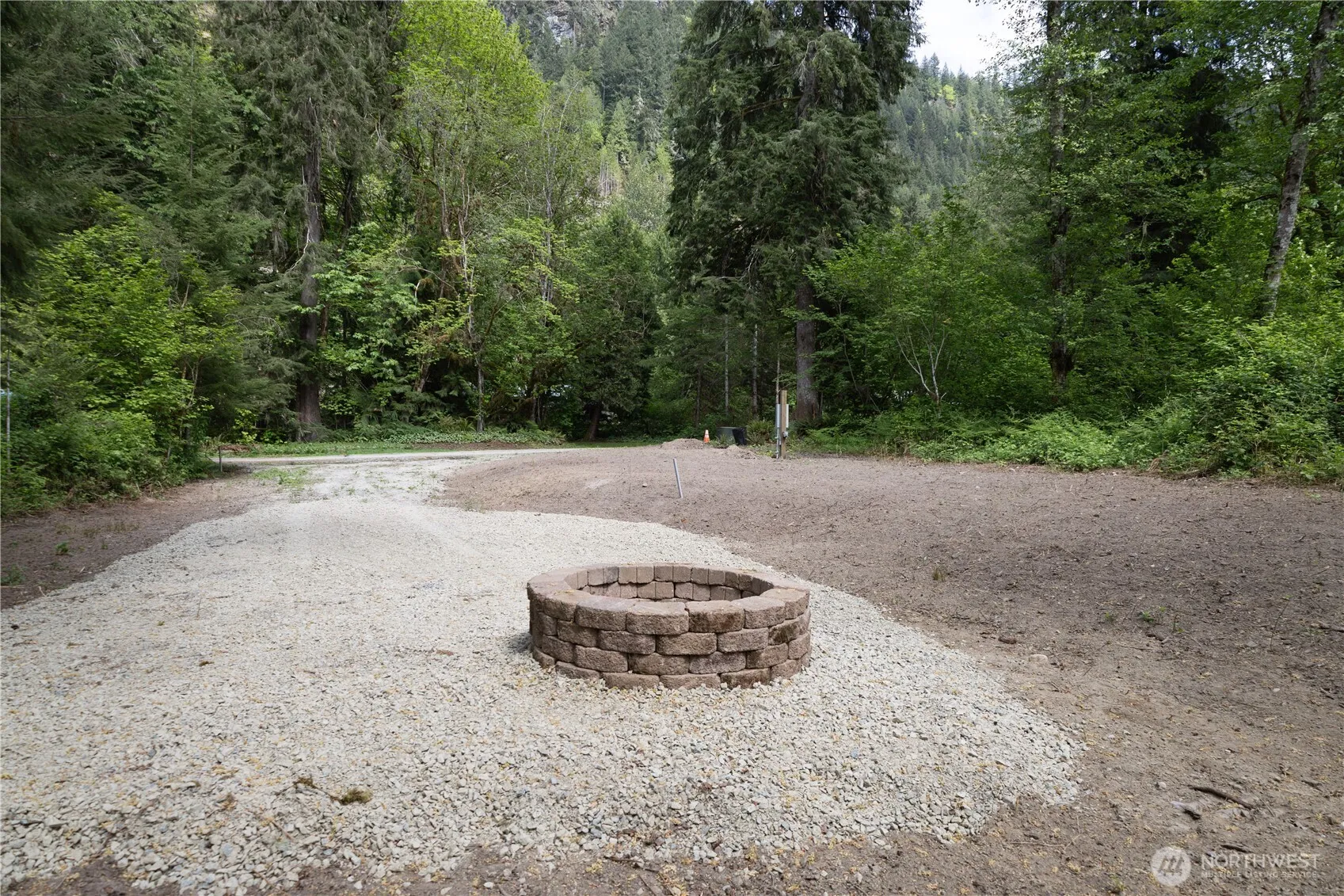 Property photo for 14820 Mountain View Lane, Concrete
