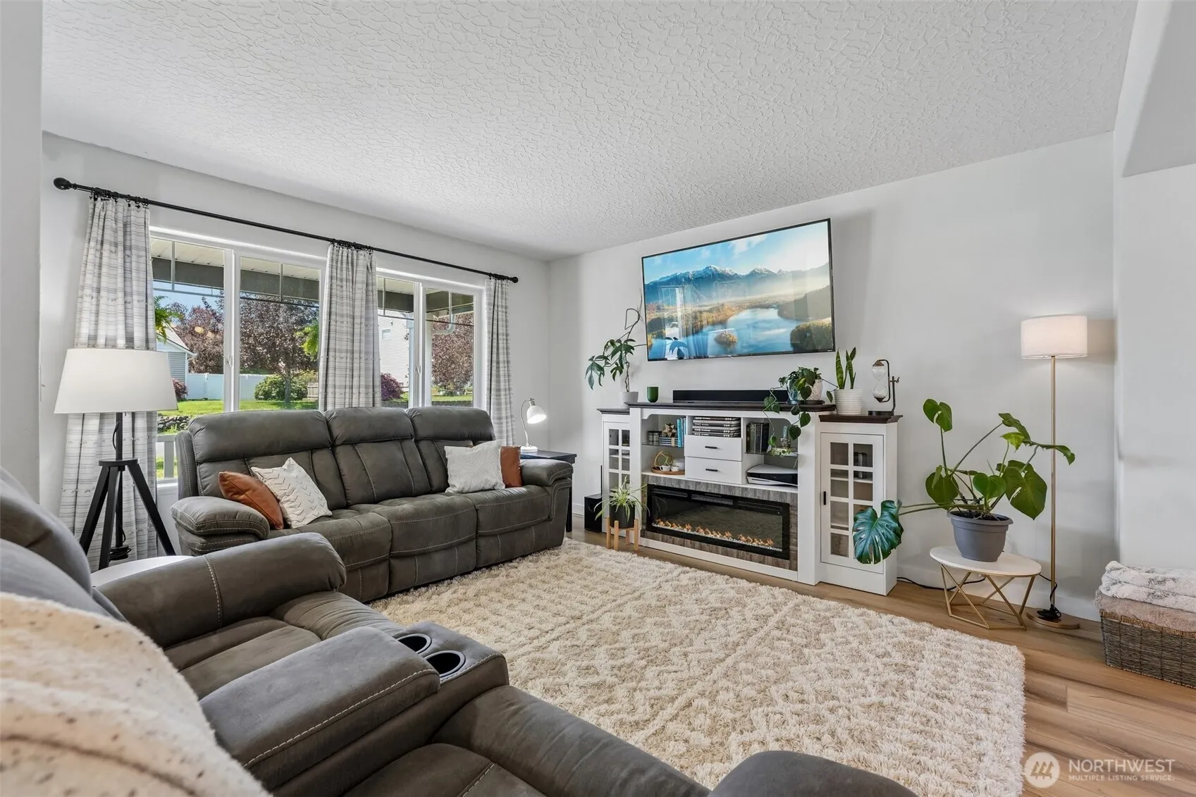Property photo for 411 S Maple Avenue, Yacolt photo 5