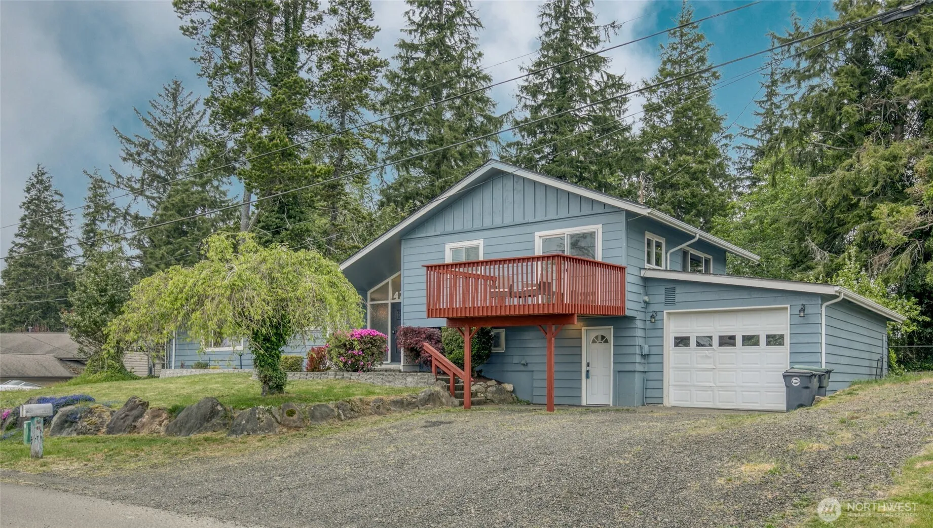 Property photo for 425 Beacon Hill Road, Hoquiam