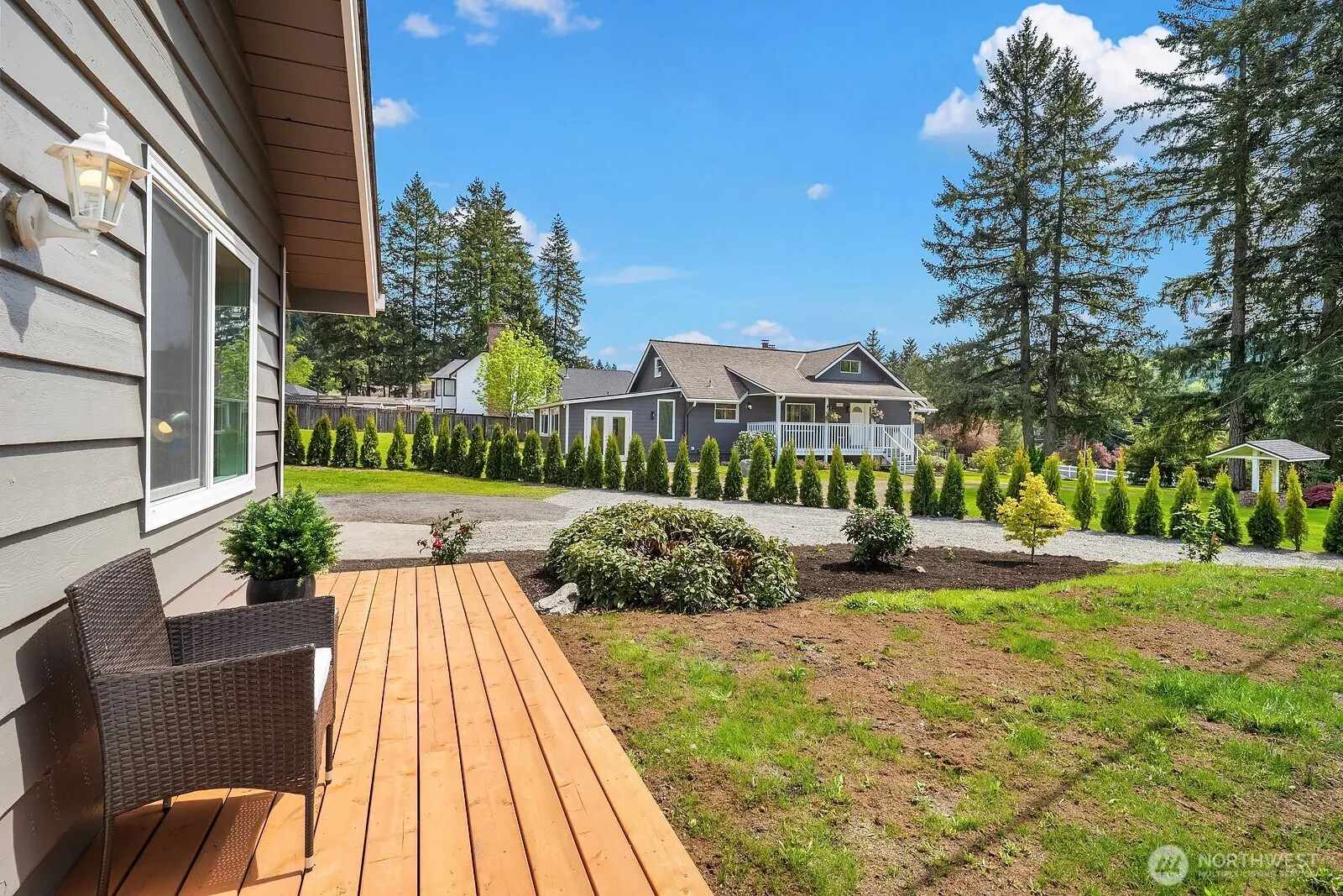 Property photo for 21610 Se May Valley Road, Issaquah photo 3