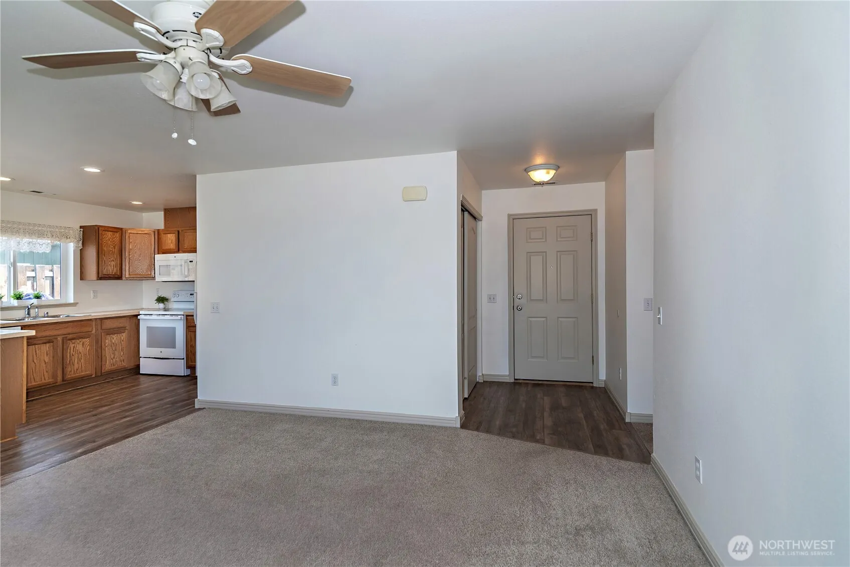 Property photo for 705 N Spokane Street, Kittitas photo 3