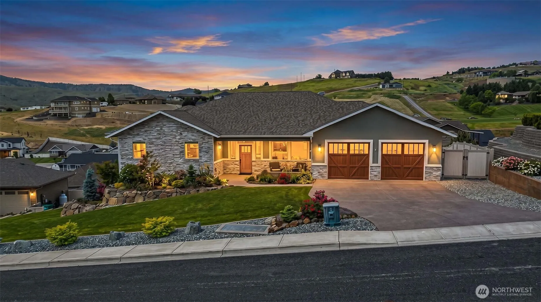 Property photo for 4015 Knowles Road, Wenatchee