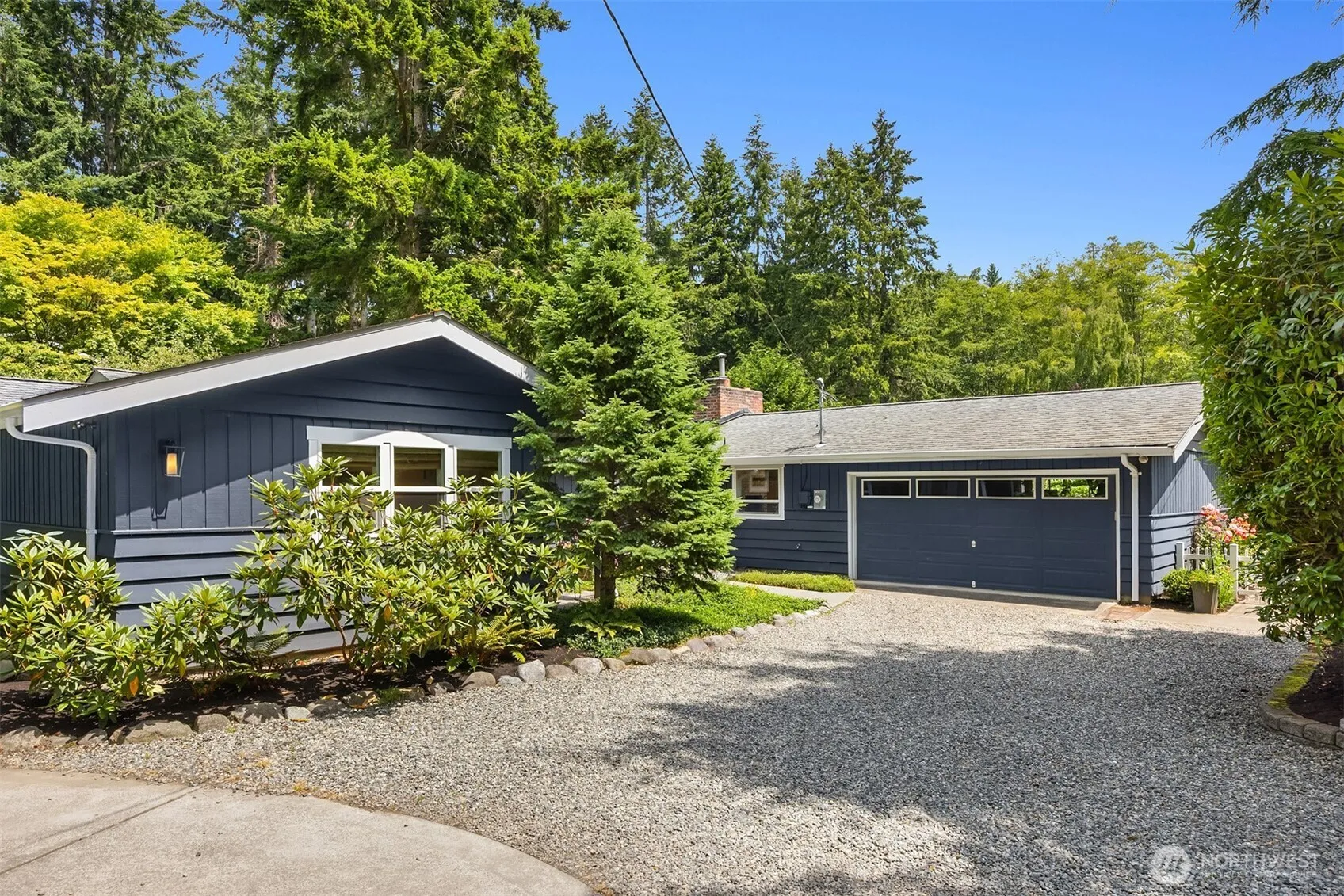 Property photo for 10430 Ne Cascade Avenue, Bainbridge Island photo 4