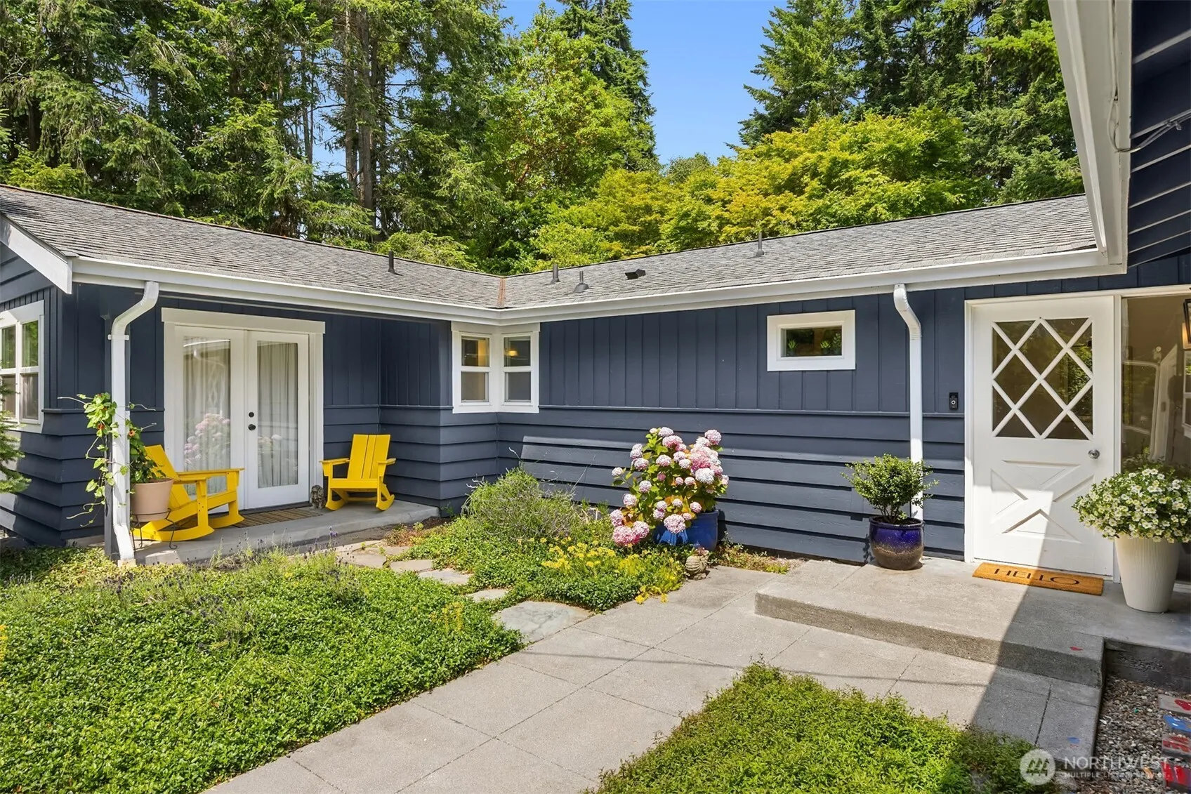 Property photo for 10430 Ne Cascade Avenue, Bainbridge Island photo 3