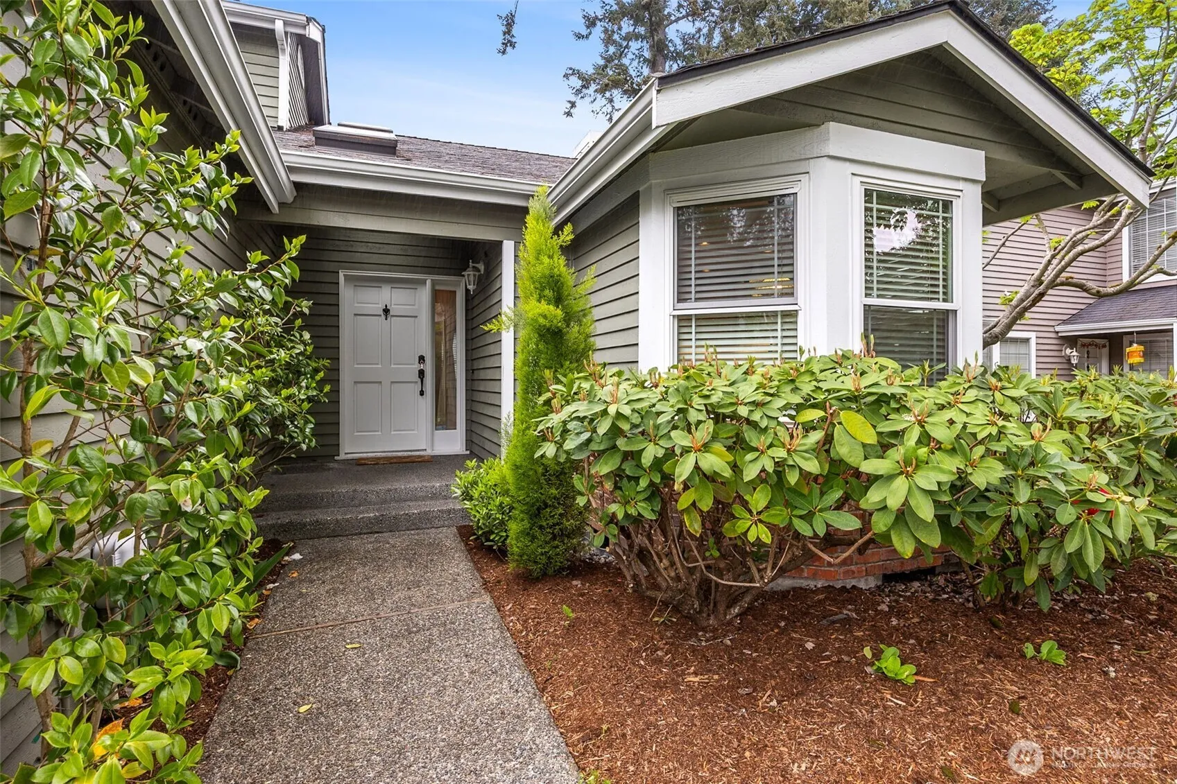 Property photo for 24324 Se 41st Lane, Issaquah photo 2