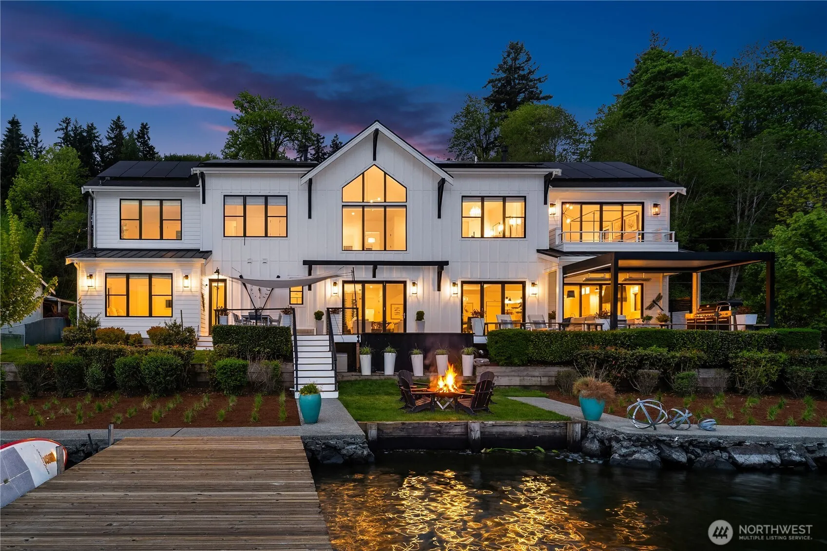 Property photo for 4233 E Lake Sammamish Shore Lane Se, Sammamish, WA 98075