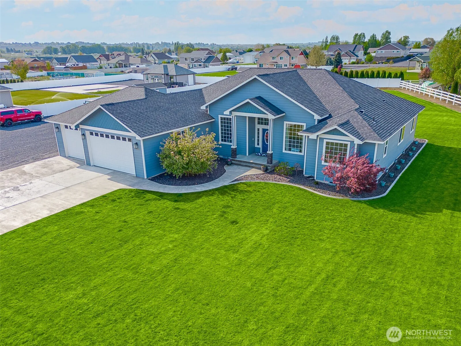 Property photo for 10223 Road 5.8 Ne, Moses Lake