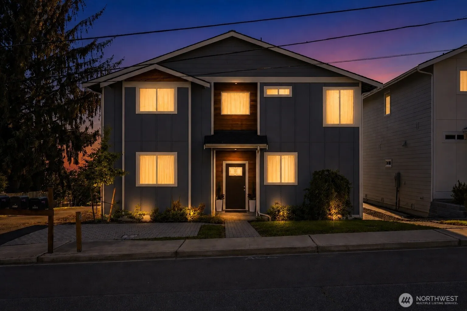 Property photo for 3058 44th Avenue Ne, Tacoma