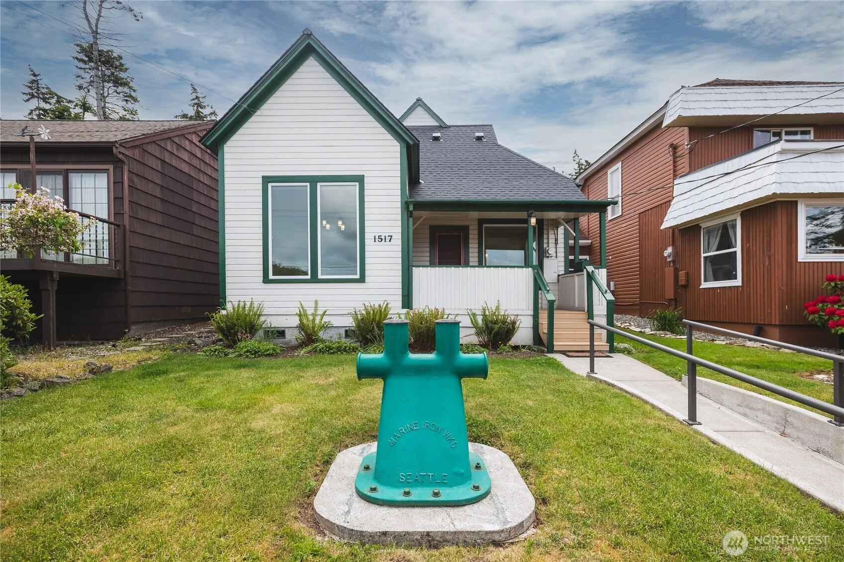 Property photo for 1517 6th Street, Anacortes