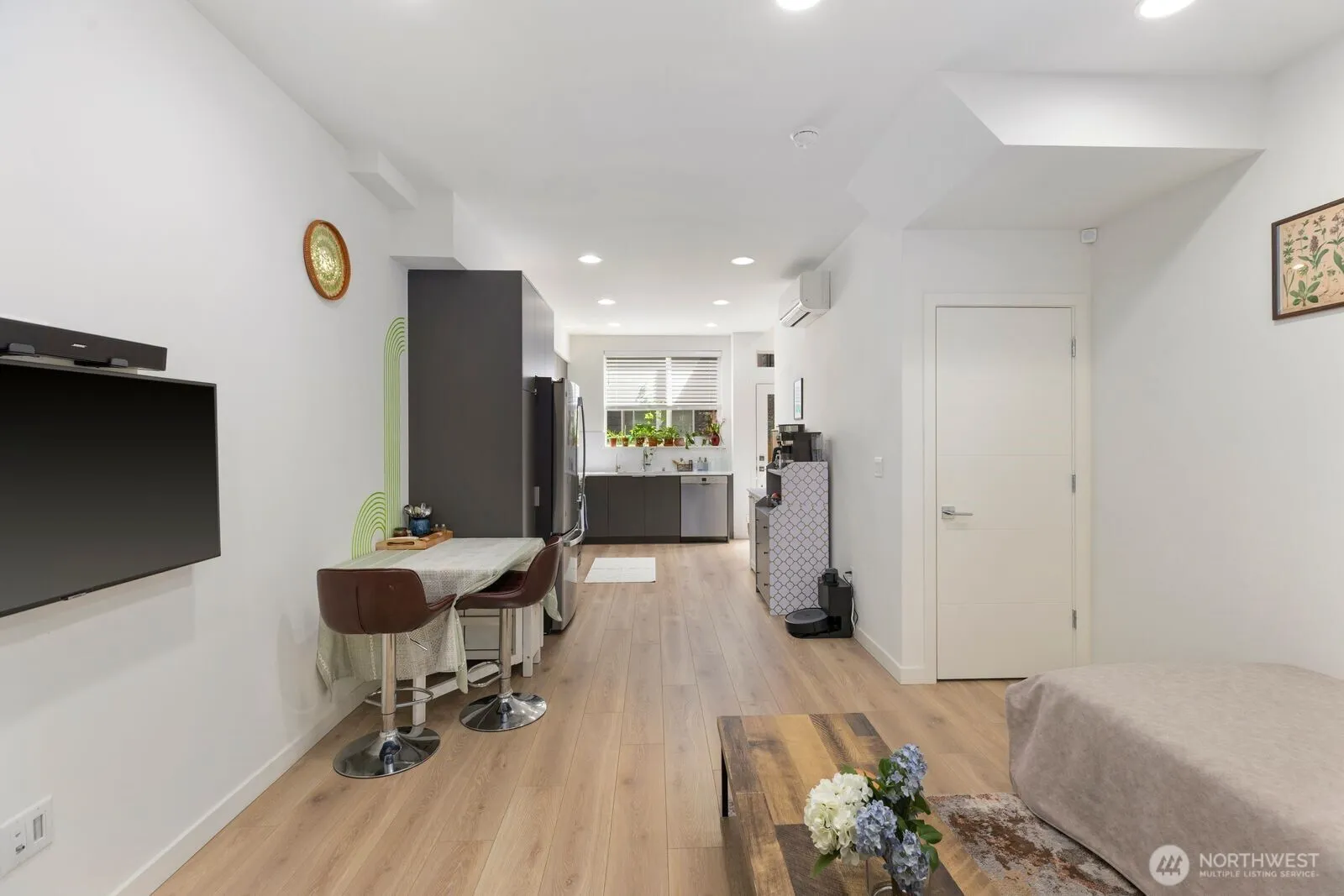 Property photo for 3727 S Dawson Street #unit C, Seattle photo 5