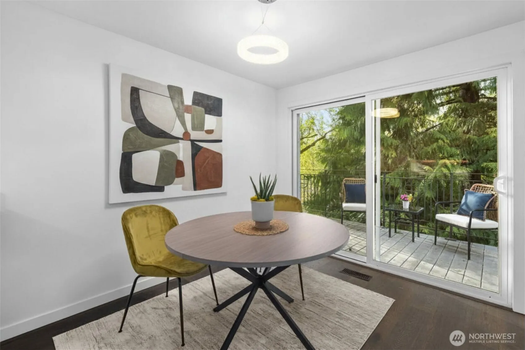Property photo for 4241 155th Place Se #4-4, Bellevue photo 5