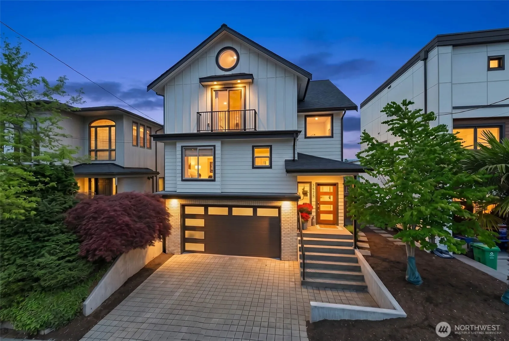 Property photo for 1428 Palm Avenue Sw, Seattle