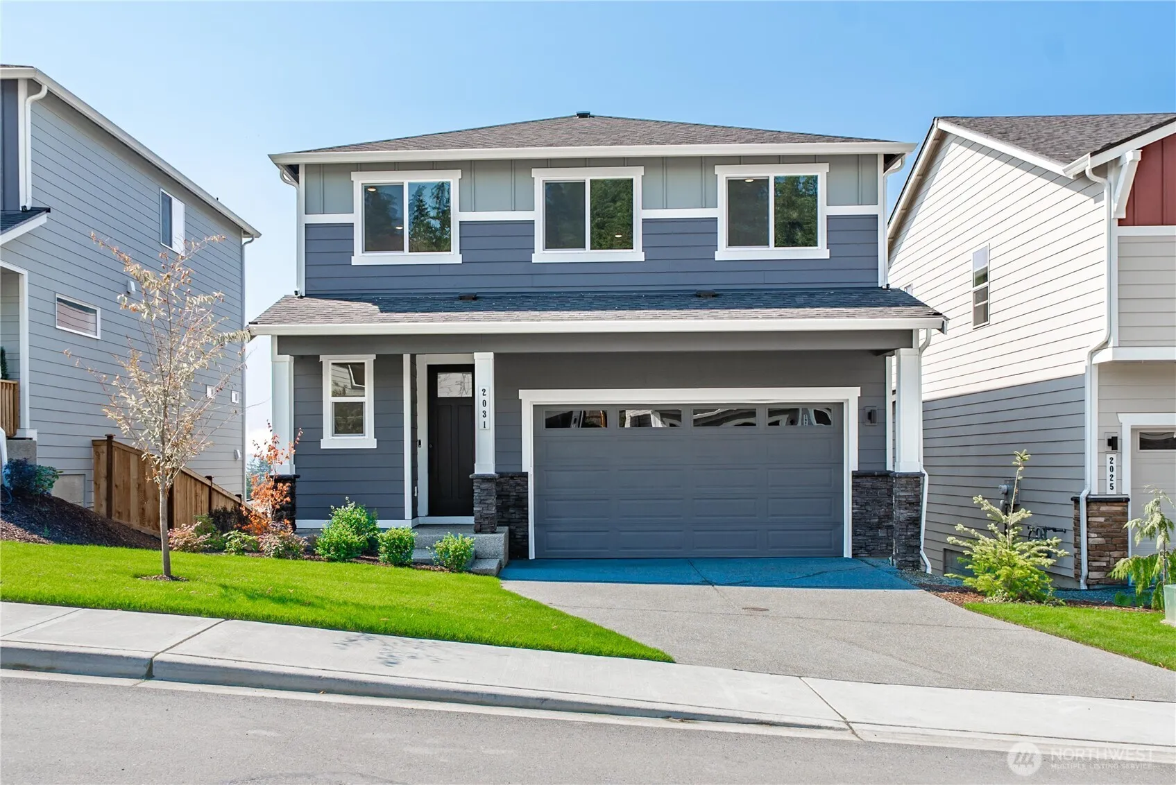Property photo for 2031 Ne Norseman Way, Poulsbo