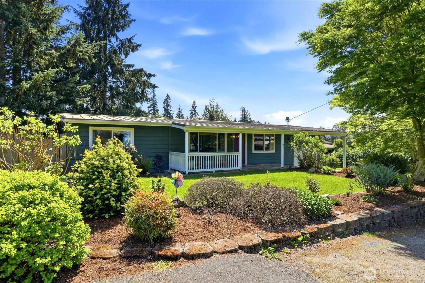Property photo for 5208 191st Street Sw, Lynnwood
