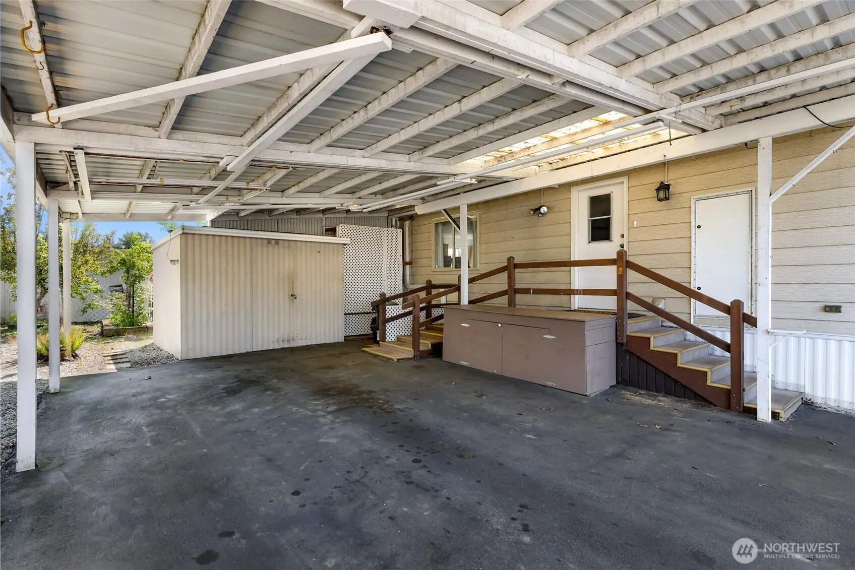 Property photo for 1200 Lincoln Street #406, Bellingham photo 3