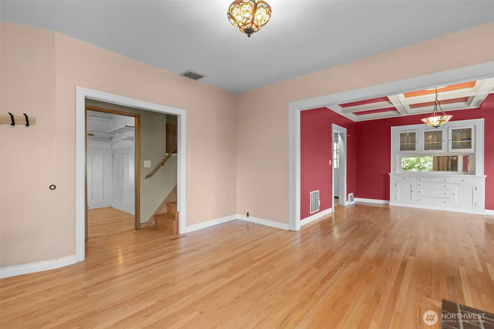Property photo for 2010 Ne 54th Street, Seattle photo 5