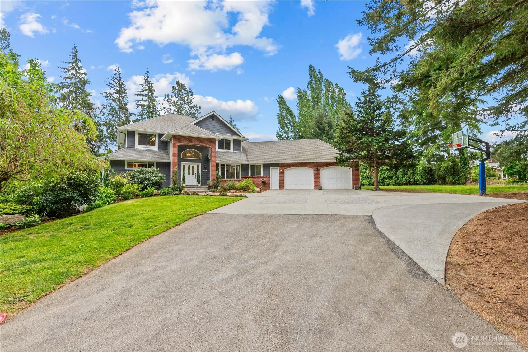 Property photo for 315 Birch Bay Lynden Road, Lynden