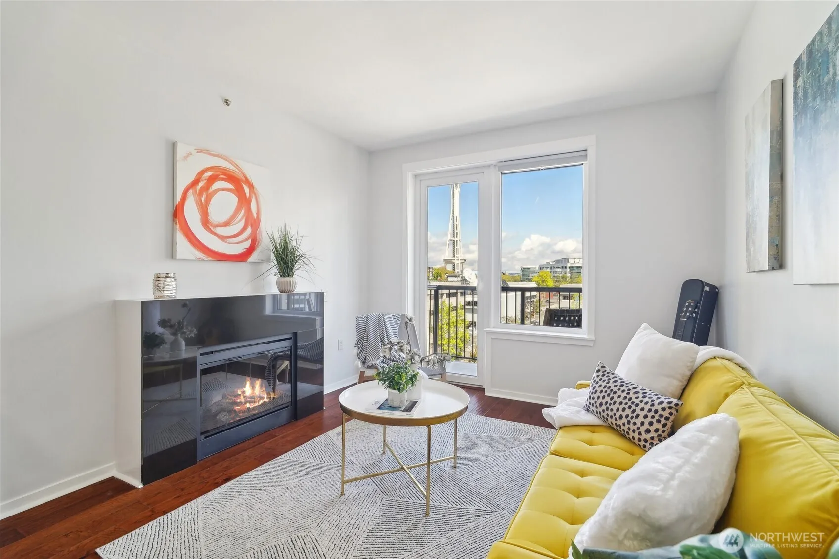 Property photo for 2721 1st Avenue #906, Seattle photo 5