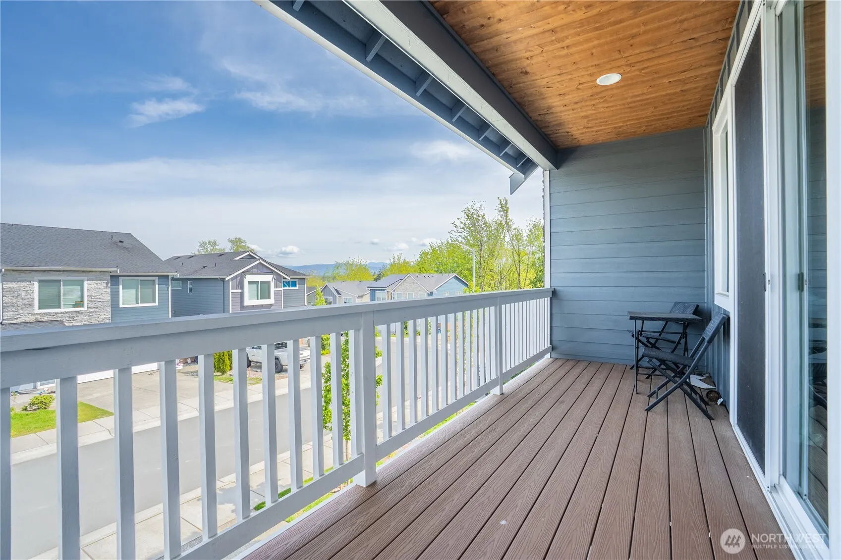 Property photo for 8788 68th Place Ne, Marysville photo 2