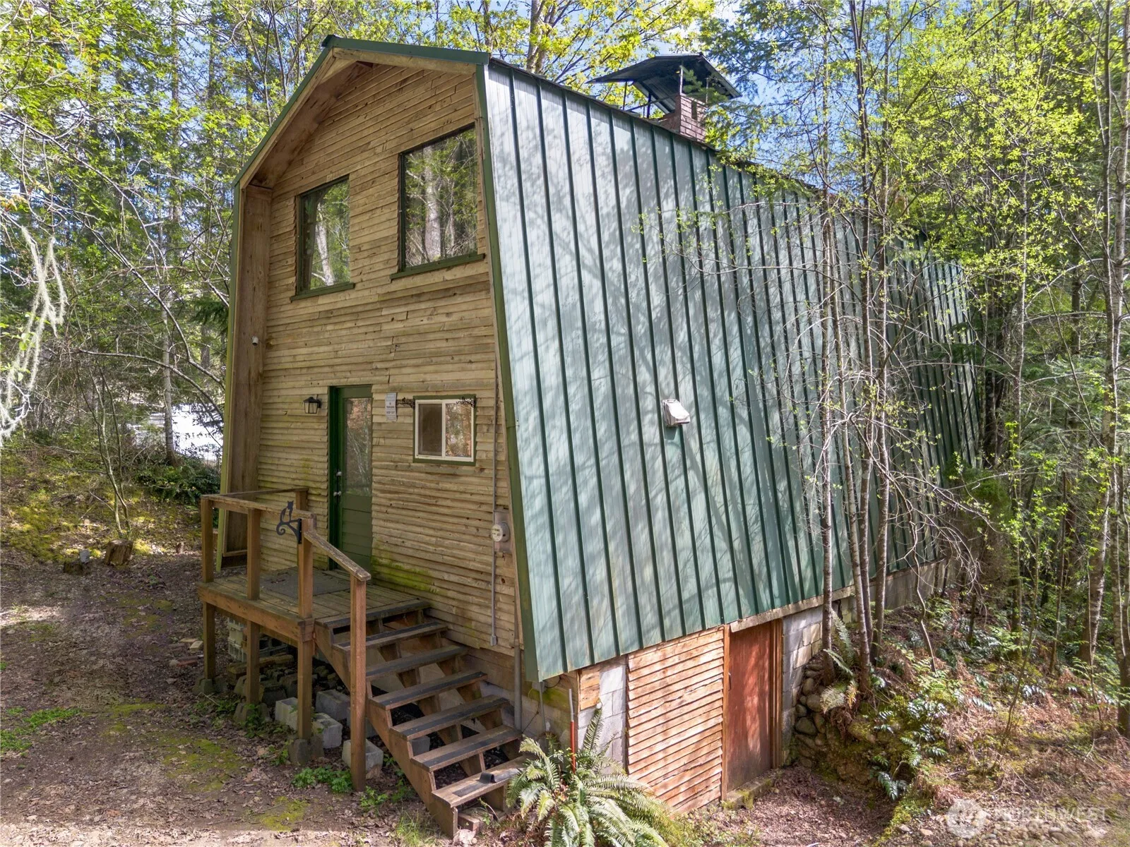 Property photo for 651 N Duckabush Drive W, Hoodsport