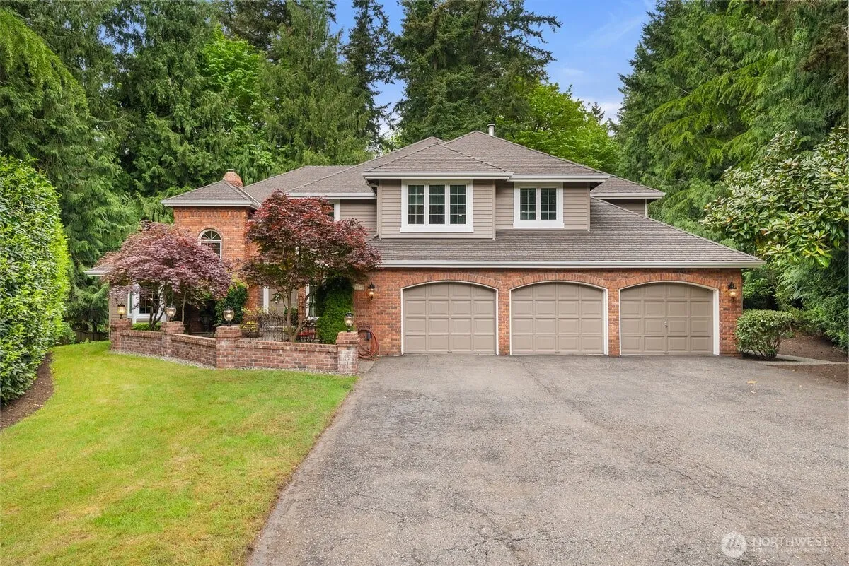 21310 Ne 101st Court, Redmond