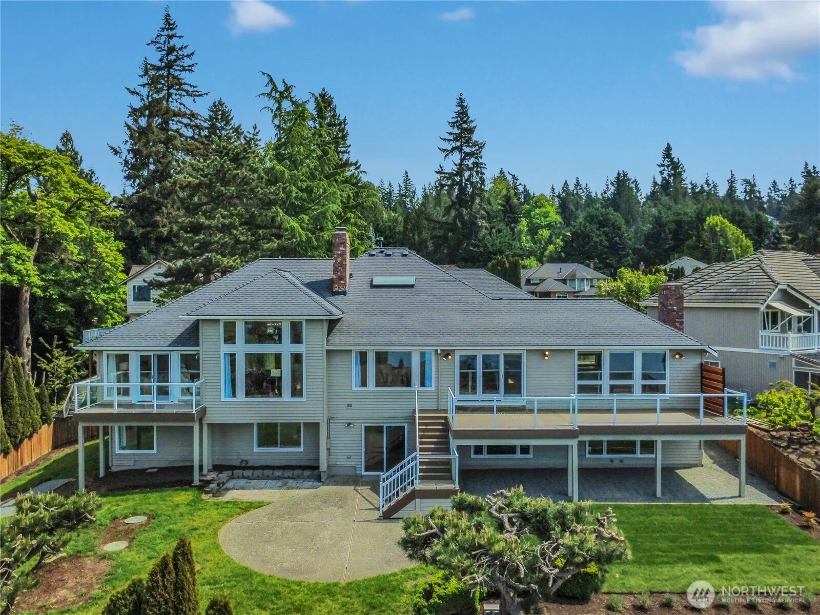Property photo for 535 208th Avenue Ne, Sammamish