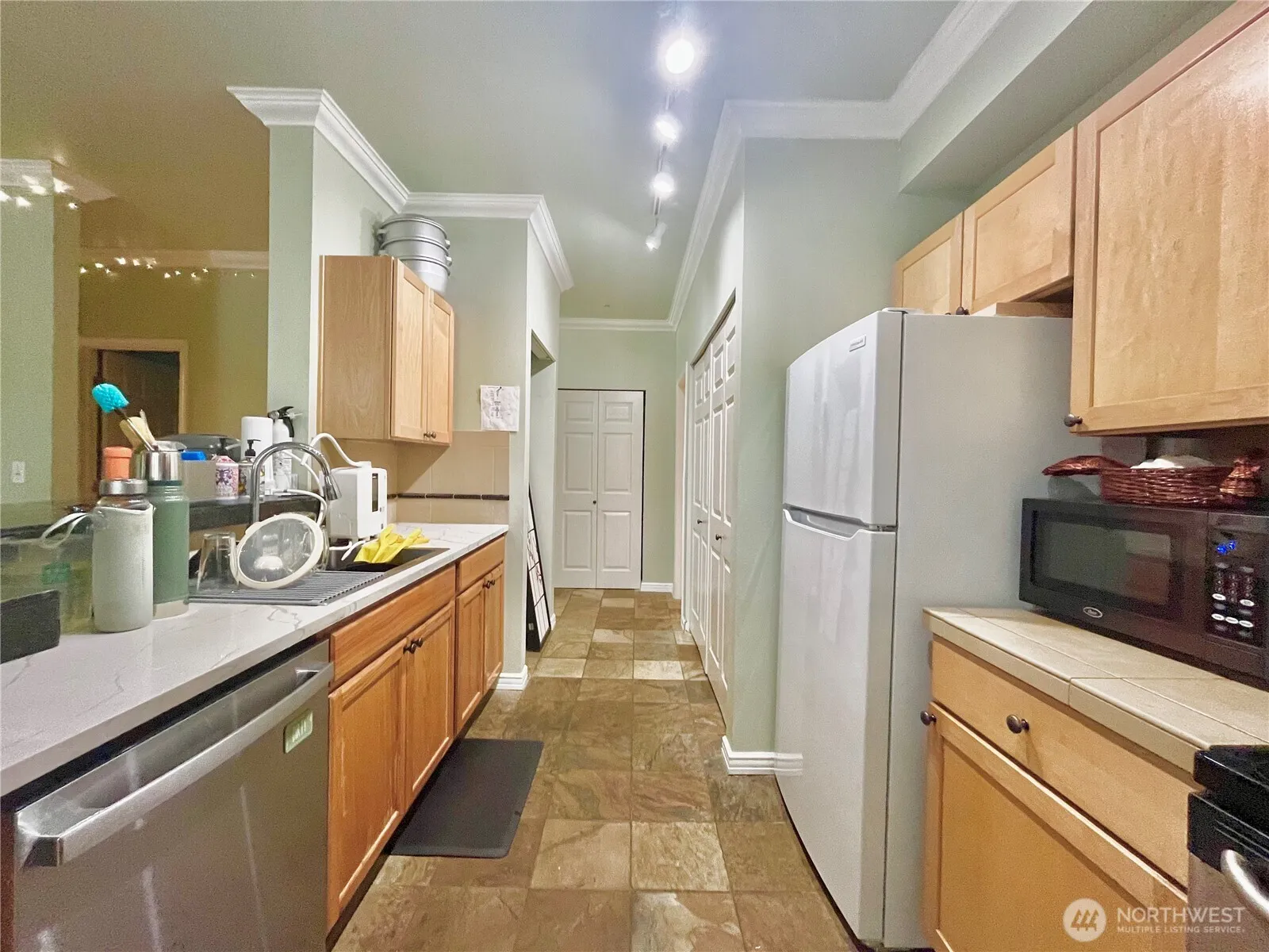 Property photo for 801 Rainier Avenue N #a203, Renton photo 5
