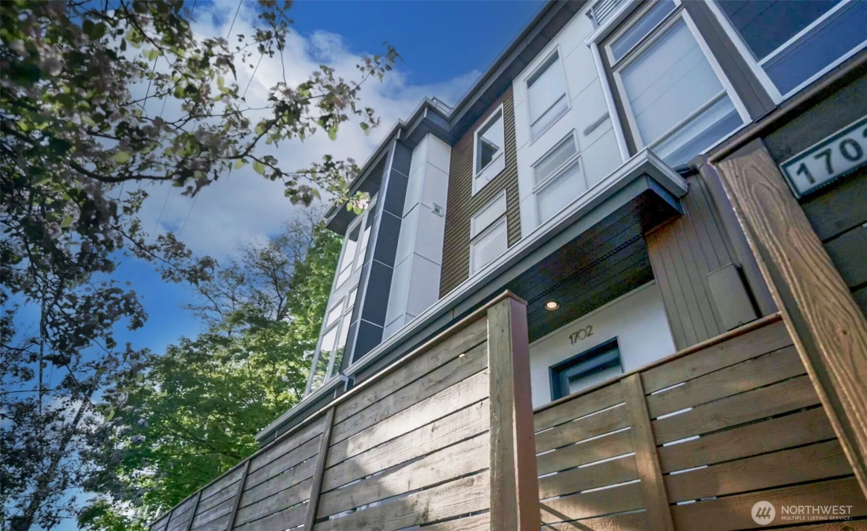 Property photo for 1700 E Marion Street, Seattle photo 2